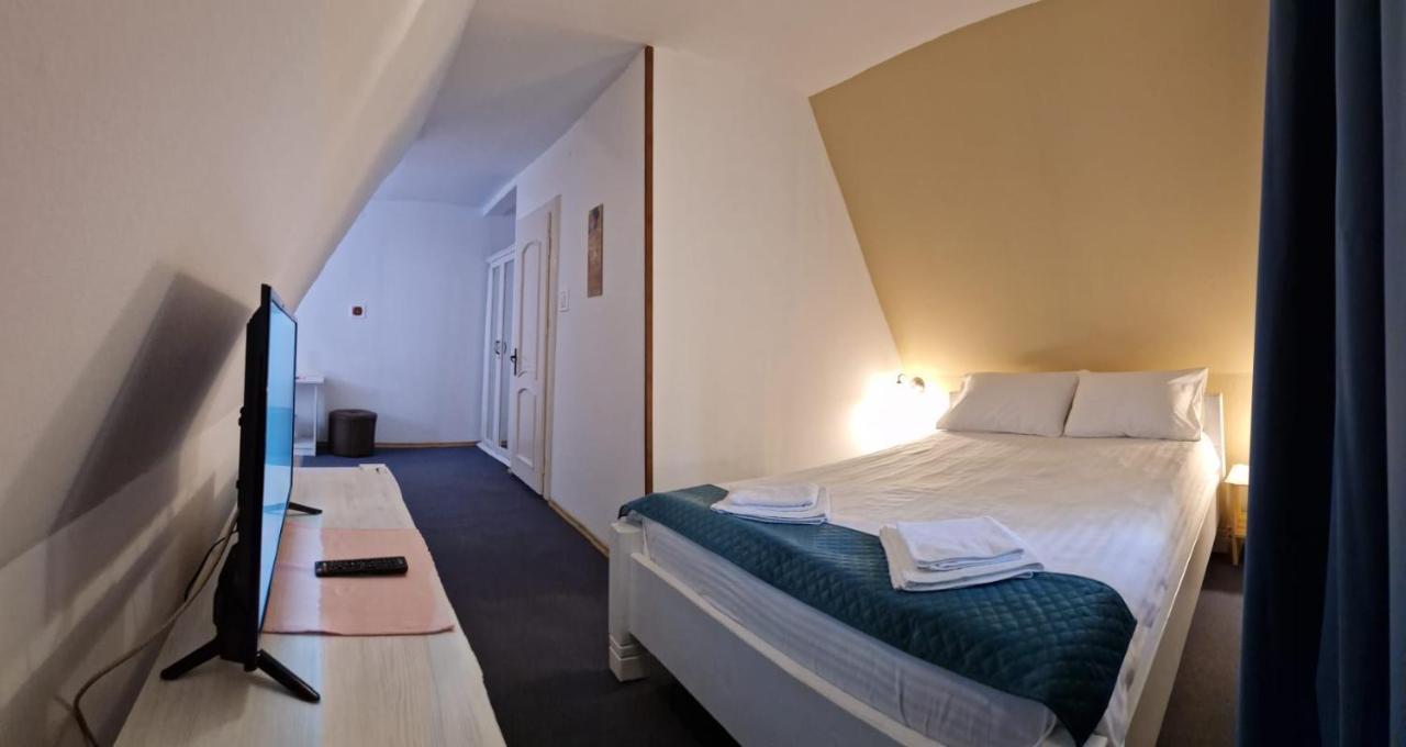 Pensiunea Happy Guest house